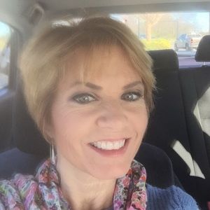 Meet your Posher, Sheri